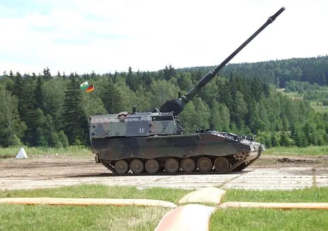 PzH 2000 German 155mm SPH (B)